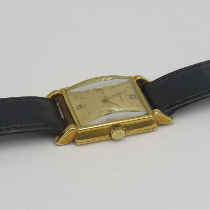 Vintage 18kt Gold Gubelin manual wind watch - working