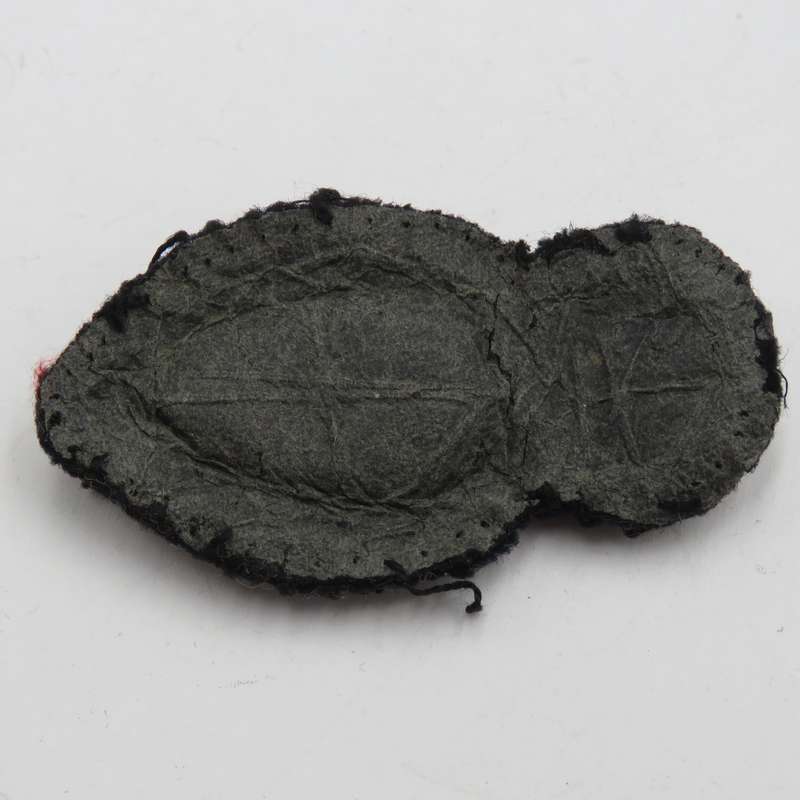 WW2 Royal Artillery Bullion badge