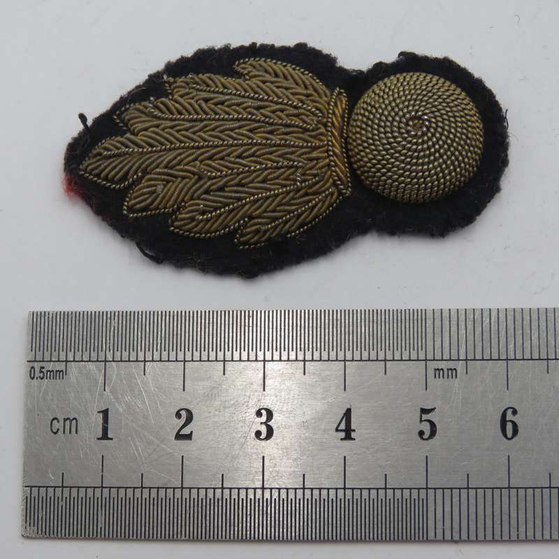 WW2 Royal Artillery Bullion badge