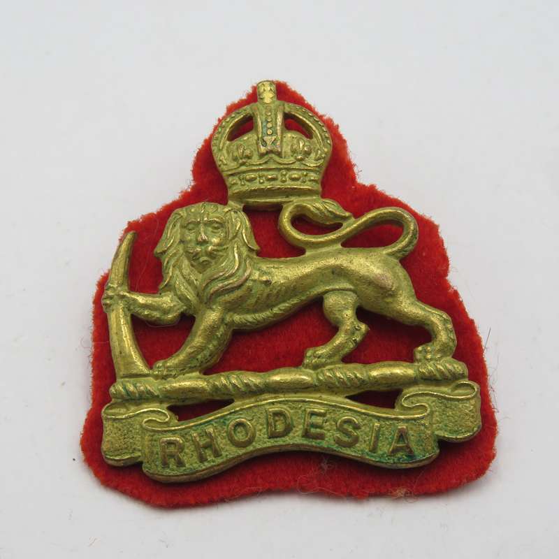 Pair of Southern Rhodesia staff corps collar badges