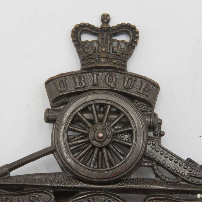 Royal field artillery cap badge