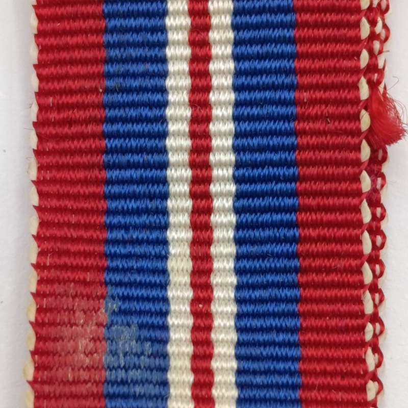 WW2 War medal miniature
