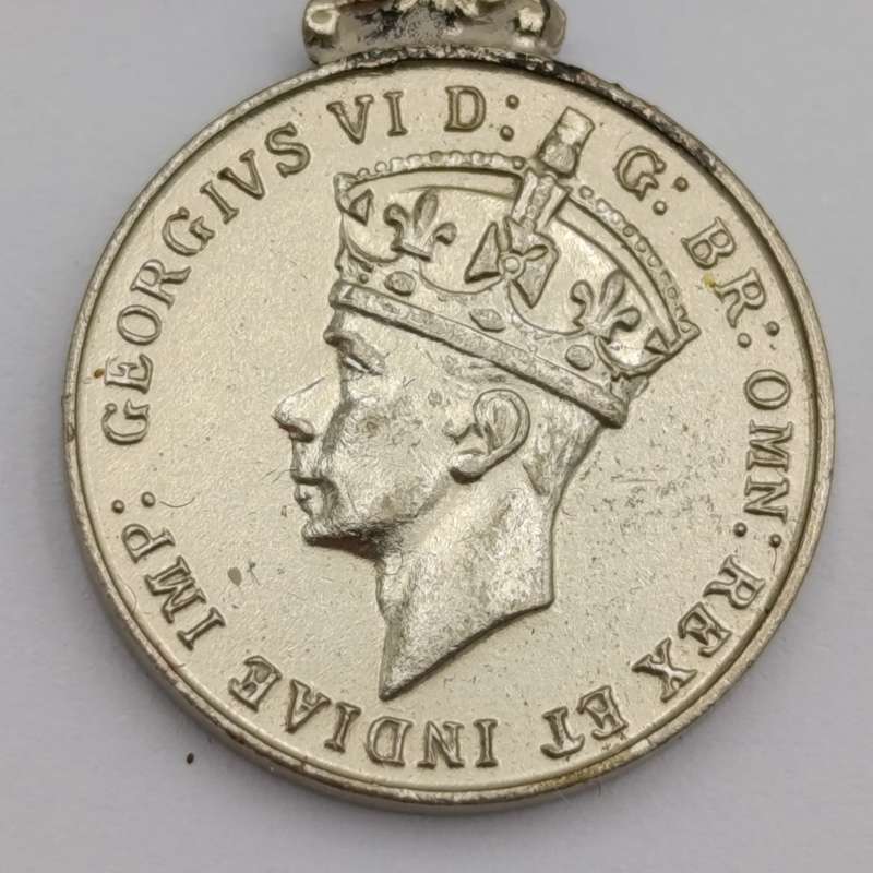 WW2 War medal miniature