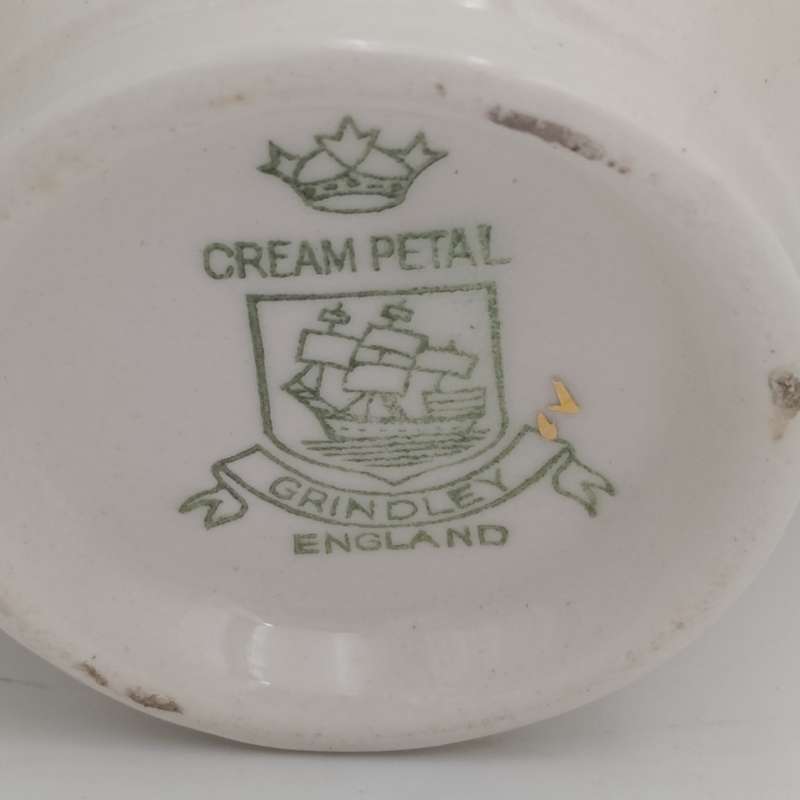 Vintage Grindley Cream Petal milk jug