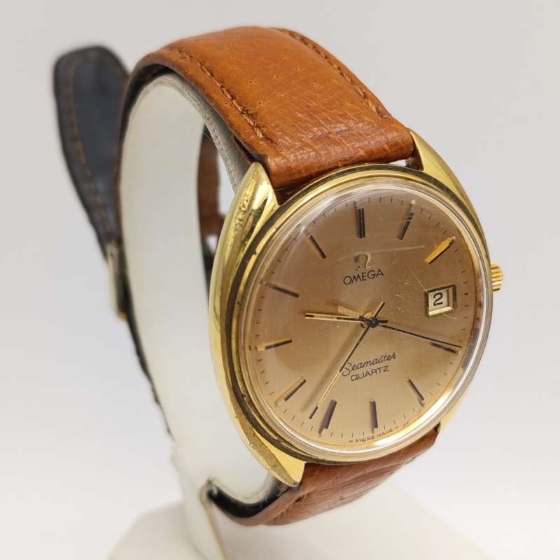 Omega 1976 Seamaster Quartz men's watch - very good working condition with box and papers