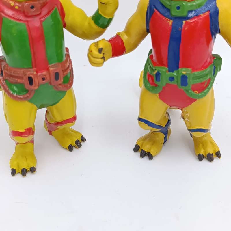 Lot of 2 Vintage Astro Dinos action figurines