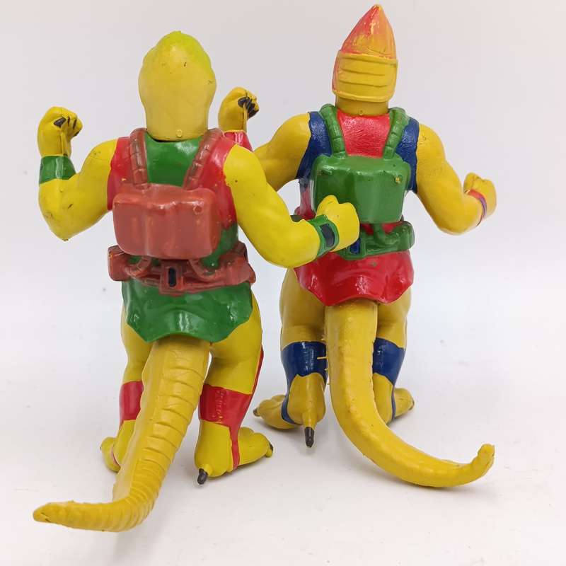Lot of 2 Vintage Astro Dinos action figurines
