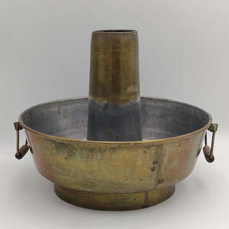 Vintage brass Eastern hot pot