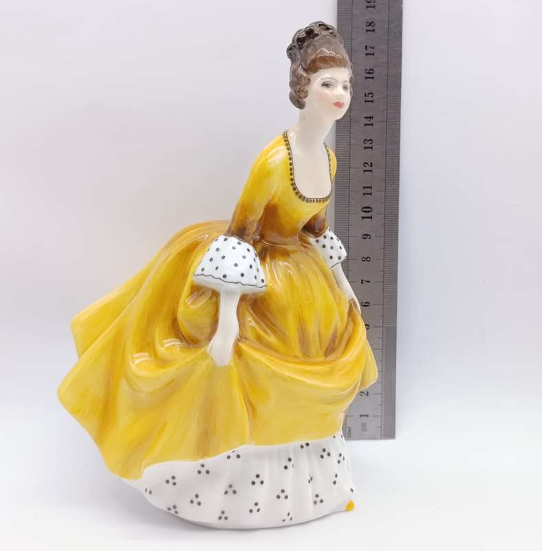 Royal Doulton Coralie HN2307 porcelain figurine
