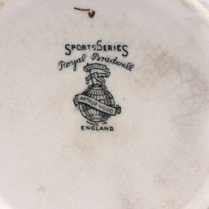Royal Bradwell Arthur wood sport- tennis series beer mug