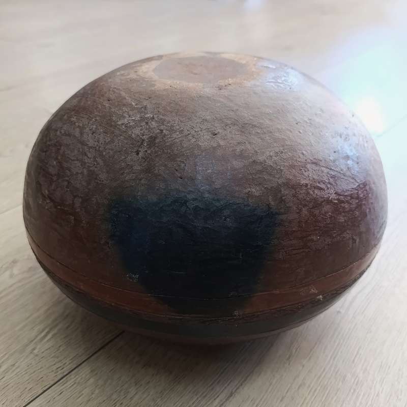 Beautiful handmade Sotho-Tswana clay pot