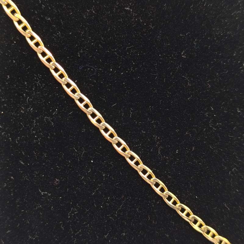9Kt gold chain with 18kt gold pendant with diamond of over a carat