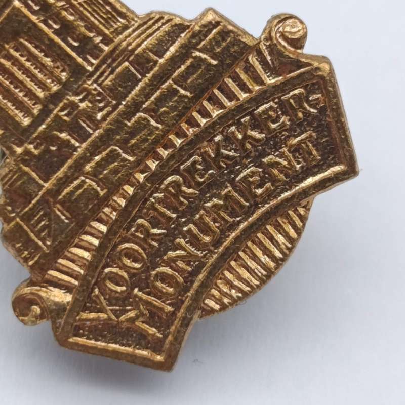 Vintage Voortrekker monument lapel pin badge