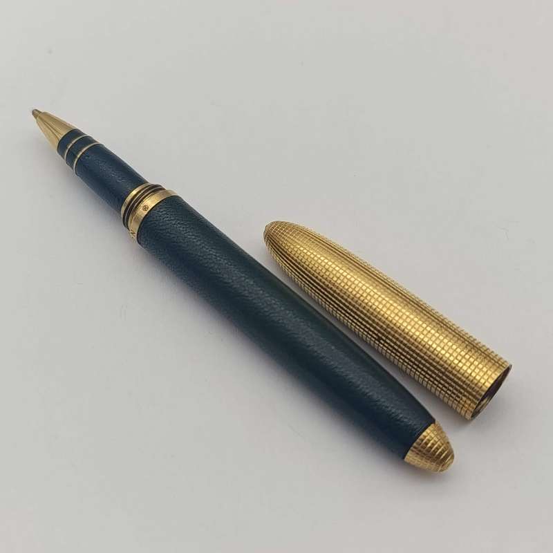 Louis Vuitton Green Doc rollerball pen - incorrect inner