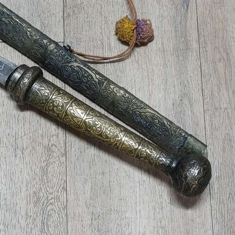 Antique Burmese sword with sheath