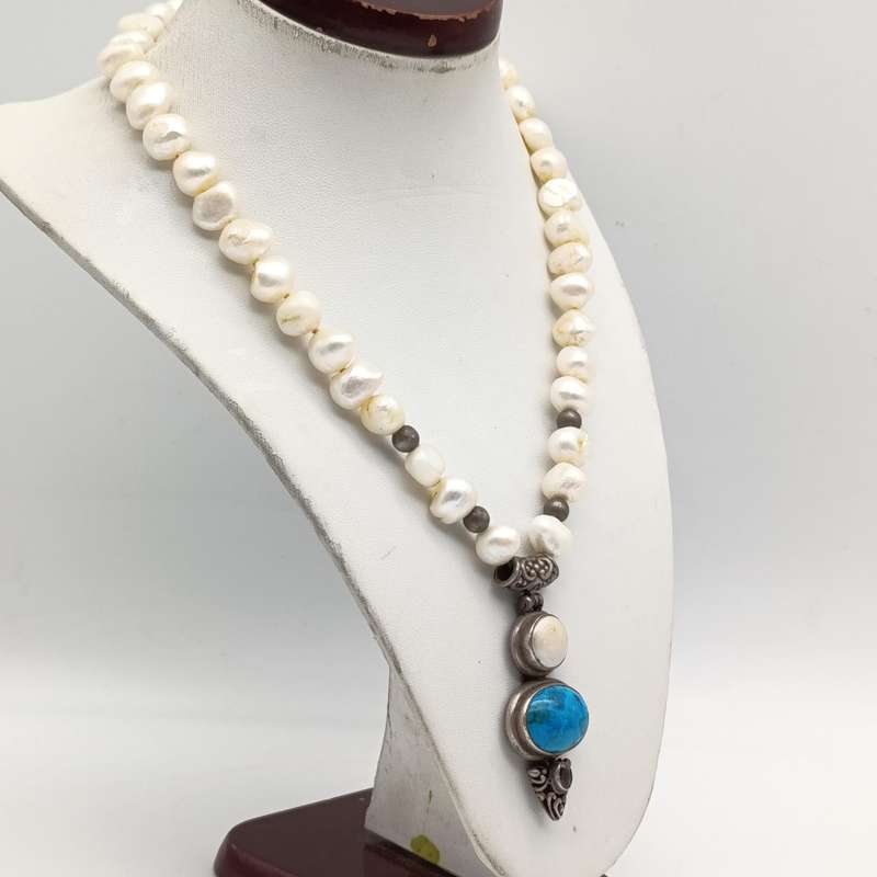 Vintage Pearl and silver necklace with turqoise and amethyst