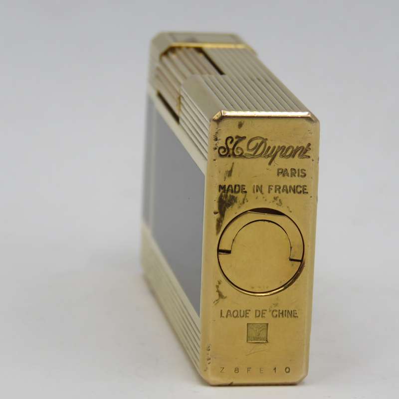 Original vintage DuPont goldplated pocket lighter - Working - serial Z8FE10