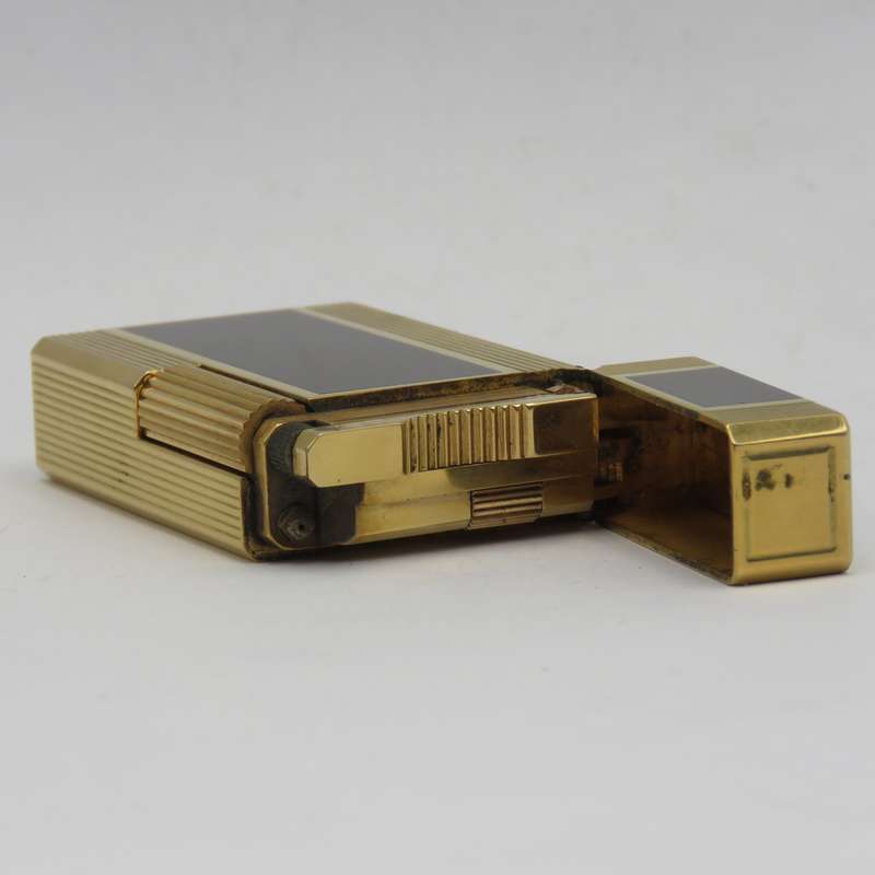 Original vintage DuPont goldplated pocket lighter - Working - serial Z8FE10