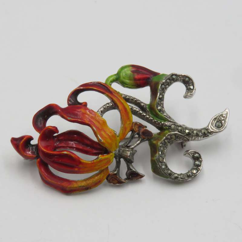 Beautiful vintage handpainted marcasite brooch