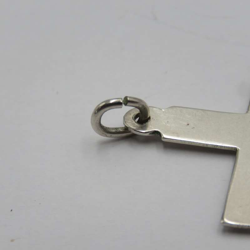 Vintage silver large cross pendant - weighs 3,2g