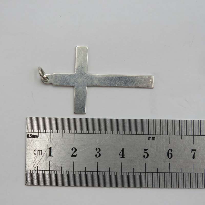 Vintage silver large cross pendant - weighs 3,2g