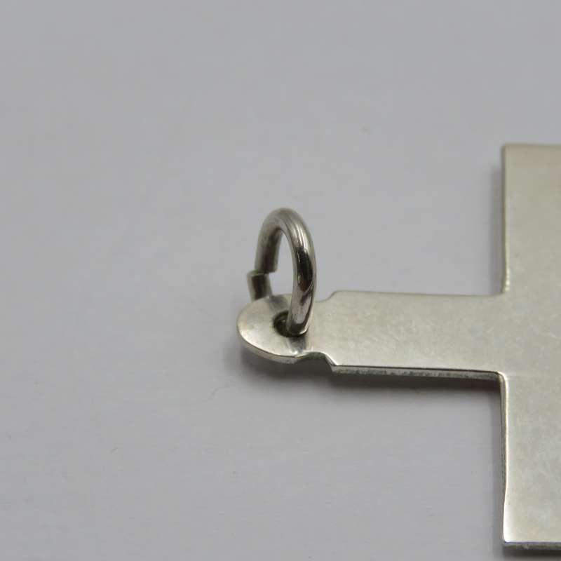 Vintage silver large cross pendant - weighs 3,0g