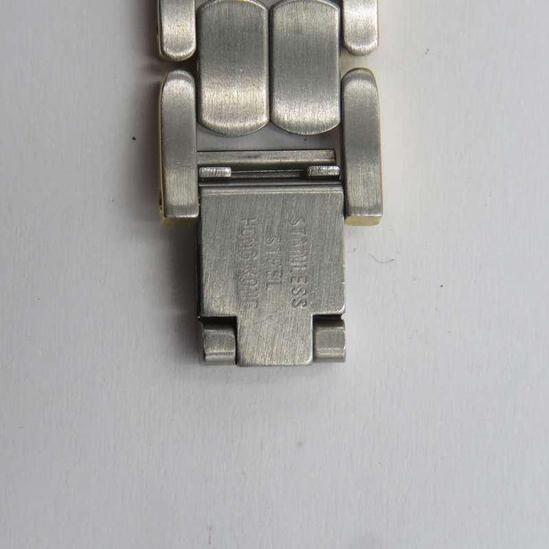 Bulova Quartz ladies watch in excellent working condition