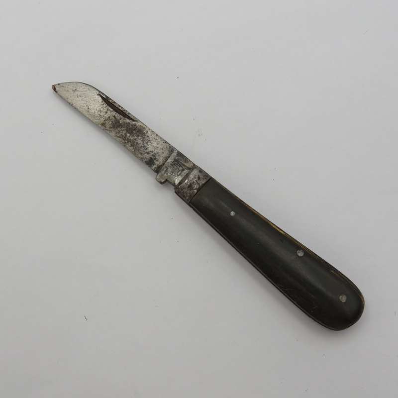 Vintage German Fernando Esser & CIA Solingen pocket knife with horn handle
