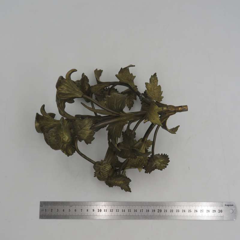 Vintage brass flower bouquet candle holder