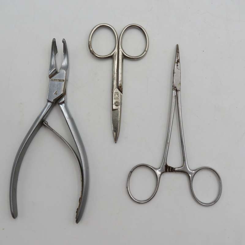 Lot of 10 Dentist and Doctors Tools - Stainless steel