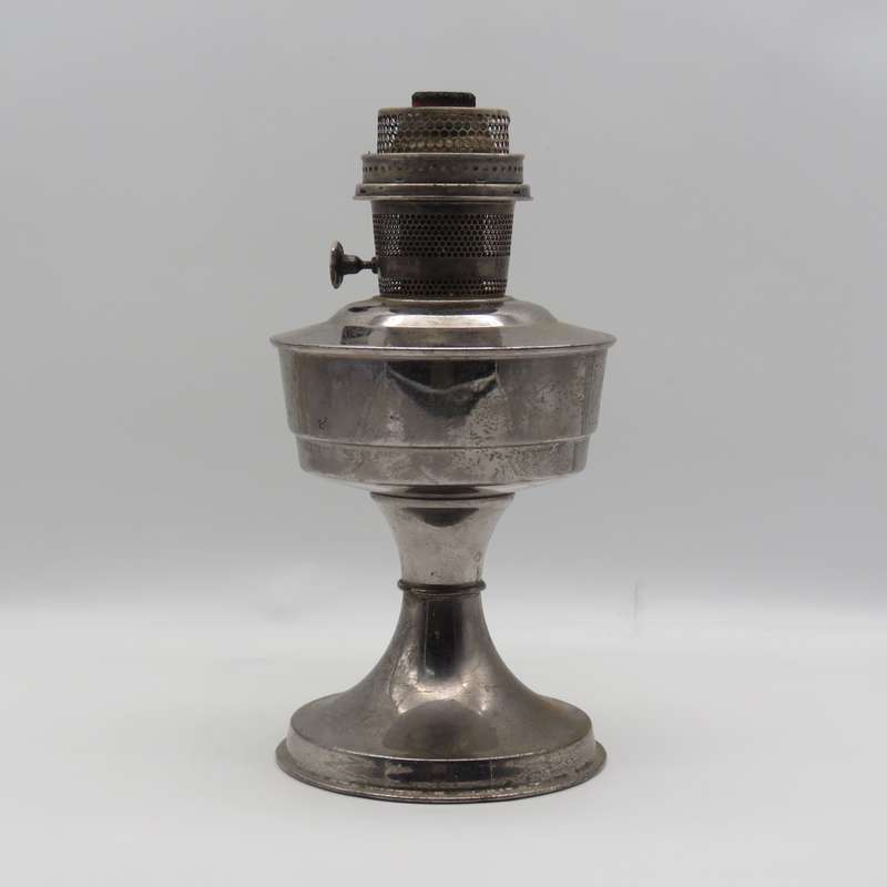 Vintage Aladdin No:23 Paraffin lamp with glass funnel