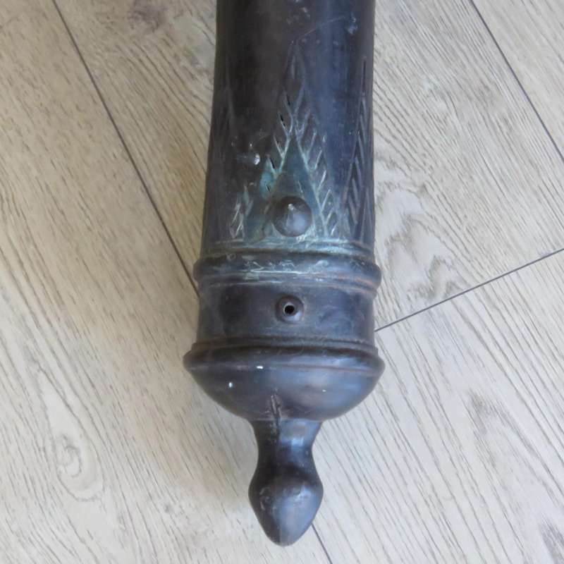 Large Casted bronze VOC replica cannon - Size 93 cm