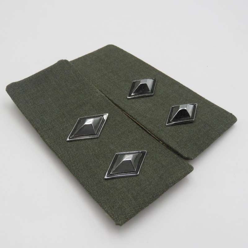 Pair of SWATF Lieutenant rank epaulettes