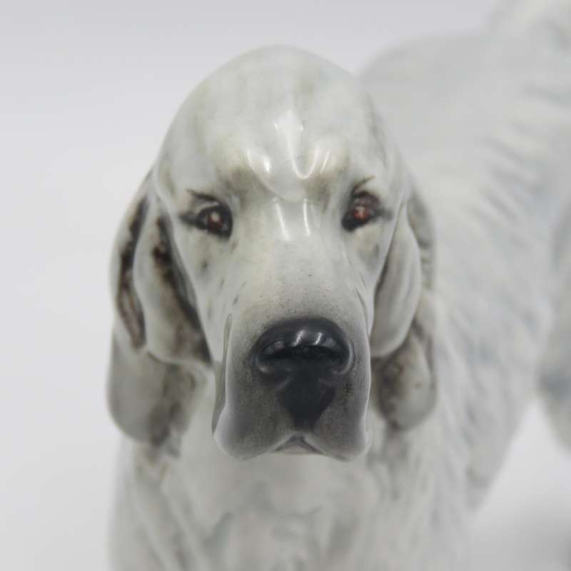 Vintage Beswick English Setter porcelain dog figurine