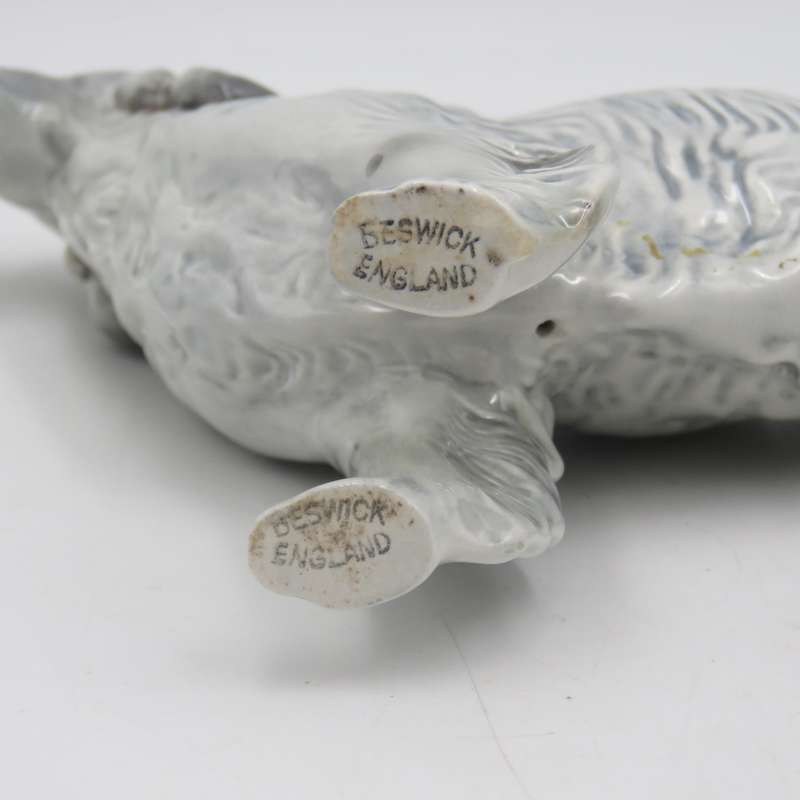 Vintage Beswick English Setter porcelain dog figurine