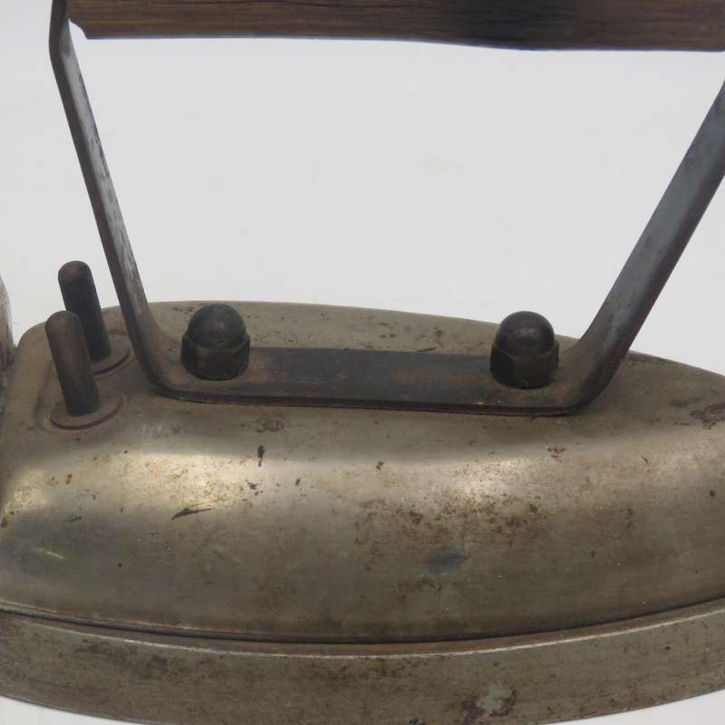 Vintage Stove Top sad iron