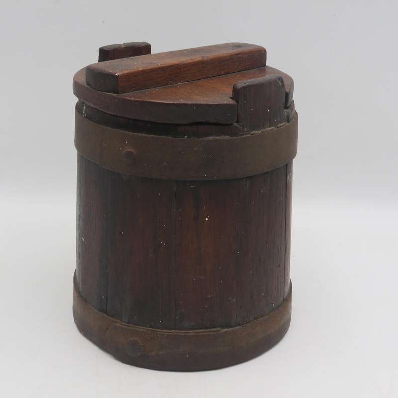 Vintage wooden pail bucket with lid