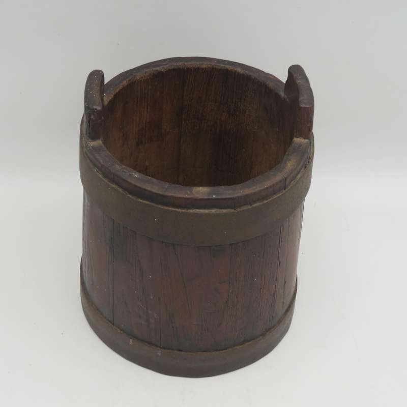 Vintage wooden pail bucket with lid