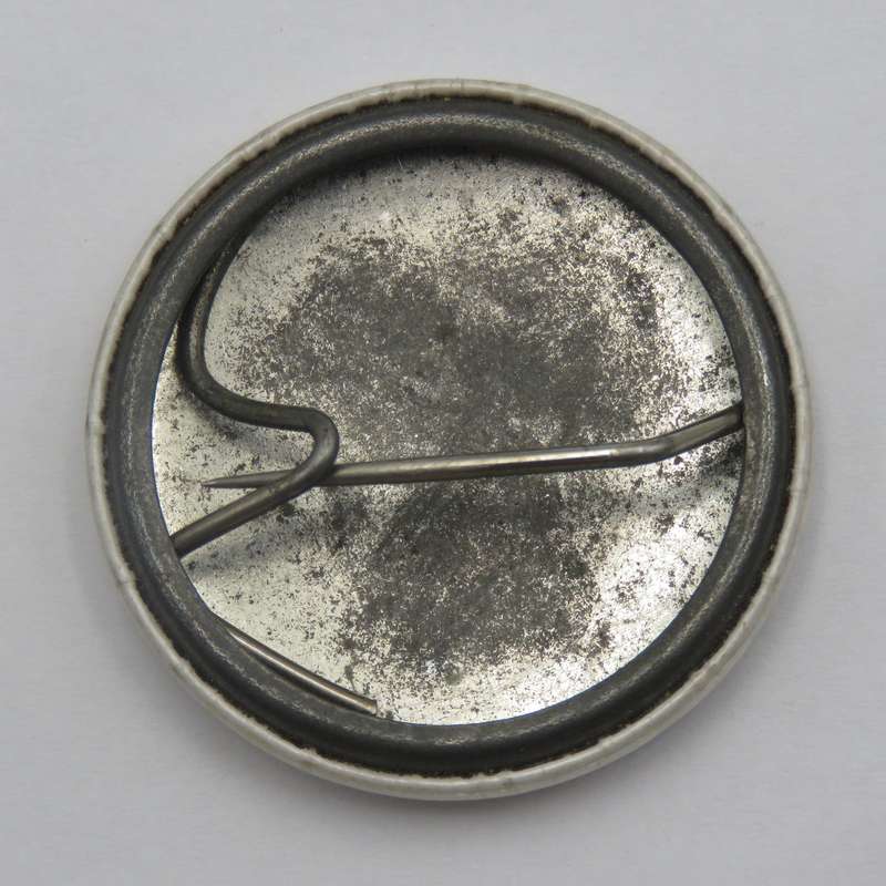 1952 Van Riebeeckfees button brooch - Ons Bou 'n nasie