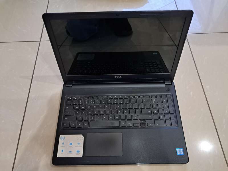 Dell Inspiron 15-3567 - Intel Core i3 Laptop (incl. Laptop Bag)