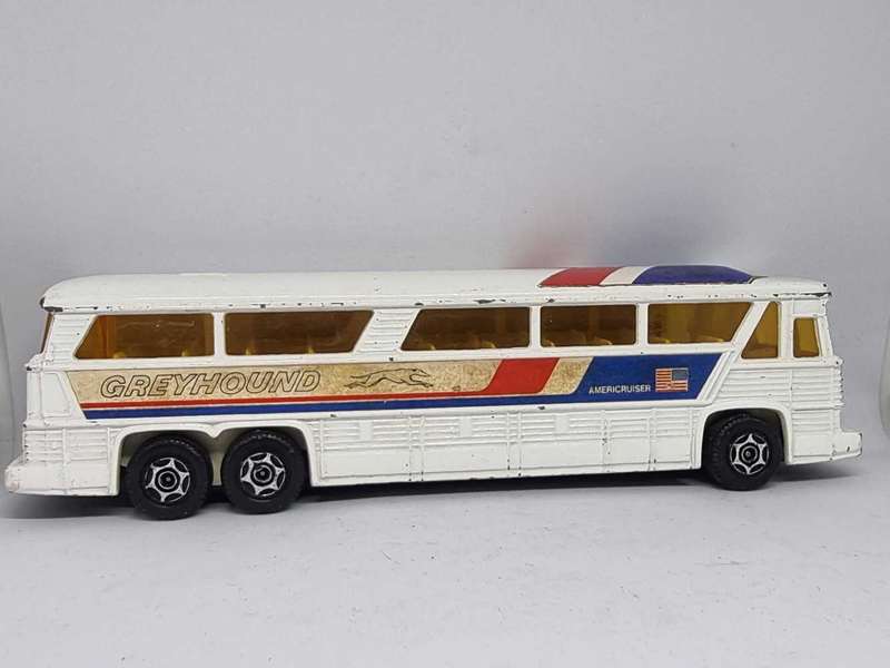CORGI JUNIORS GREYHOUND MC - 8 AMERICRUISER Bus Die Cast Made in GT. Britain