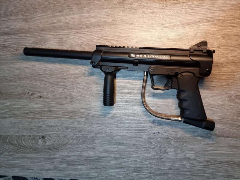 BT 4 Combat Paintball Gun