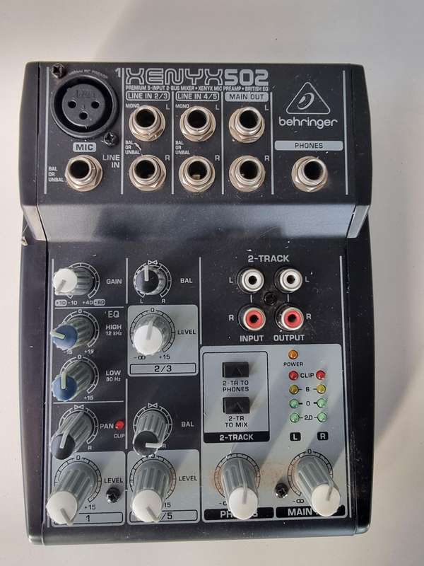 Behringer Xenyx 502 Premium Mixer