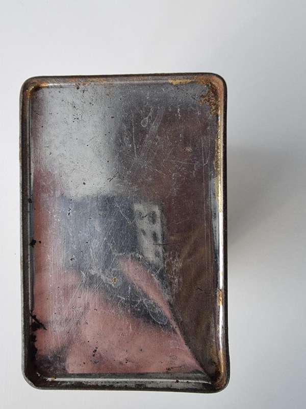 Vintage Queen Elizabeth II Coronation Commemorative Tin 1953