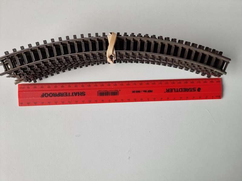 Vintage Tri-Ang HO Scale Train Tracks - 24pcs