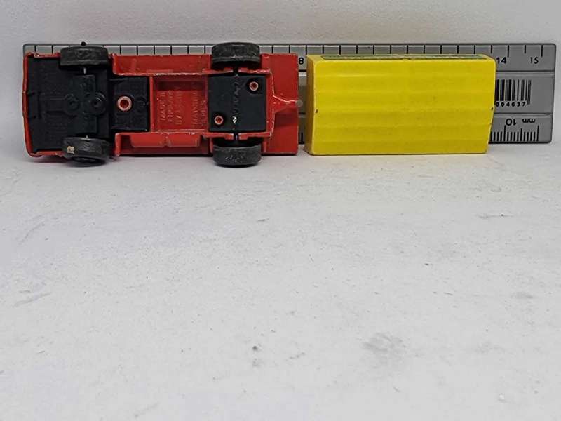 MATCHBOX TP 15 MERCEDES TRUCK & TRAILER