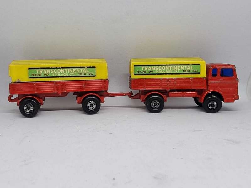 MATCHBOX TP 15 MERCEDES TRUCK & TRAILER