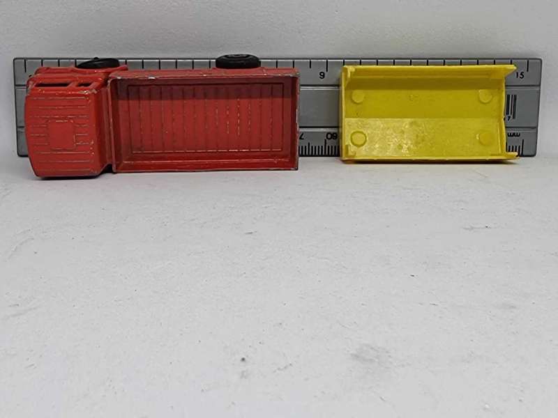 MATCHBOX TP 15 MERCEDES TRUCK & TRAILER
