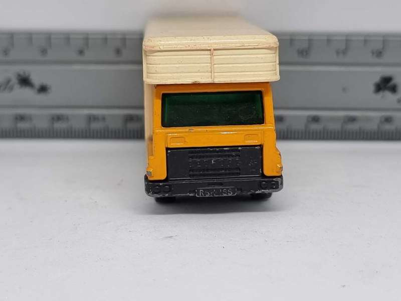 Vintage Matchbox Superfast Horse Box with Horse