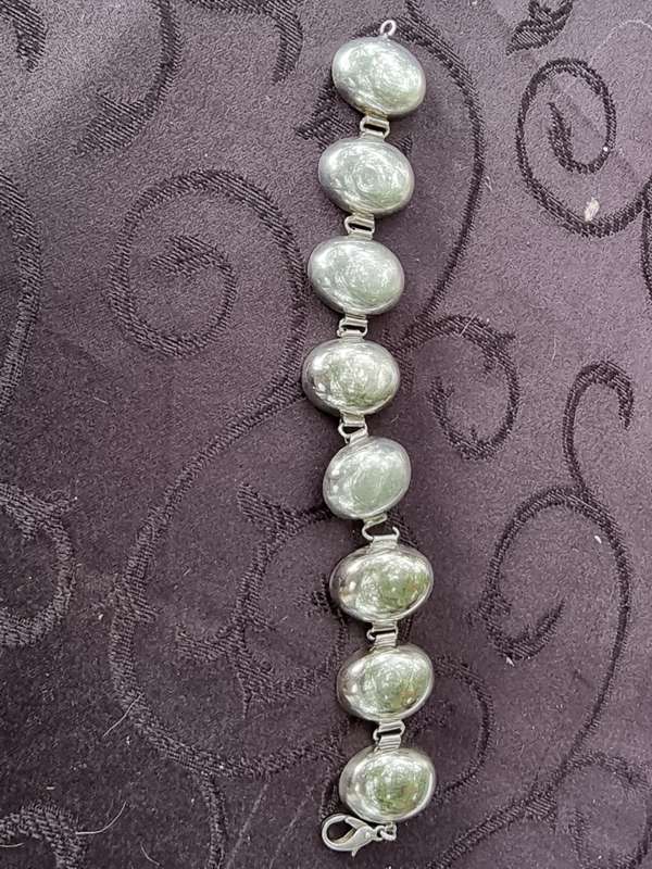 Modernist 925 Sterling Silver Bracelet. ( Genuine Silver. )